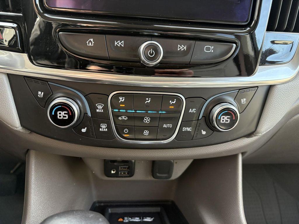 used 2021 Chevrolet Traverse car, priced at $31,468