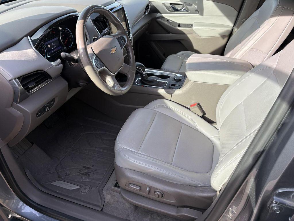 used 2021 Chevrolet Traverse car, priced at $31,468