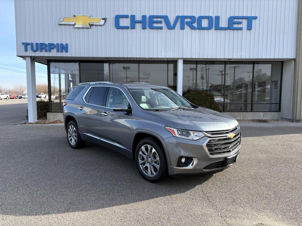 used 2021 Chevrolet Traverse car, priced at $31,468