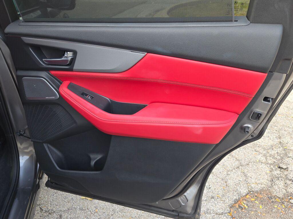 used 2025 Acura MDX car, priced at $53,189