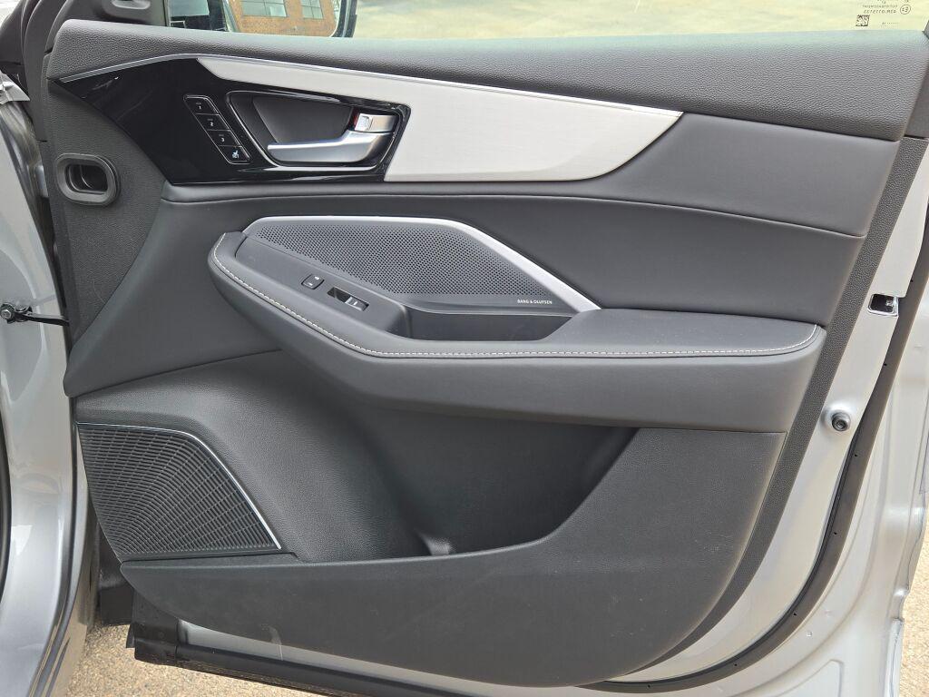 new 2026 Acura MDX car, priced at $61,262