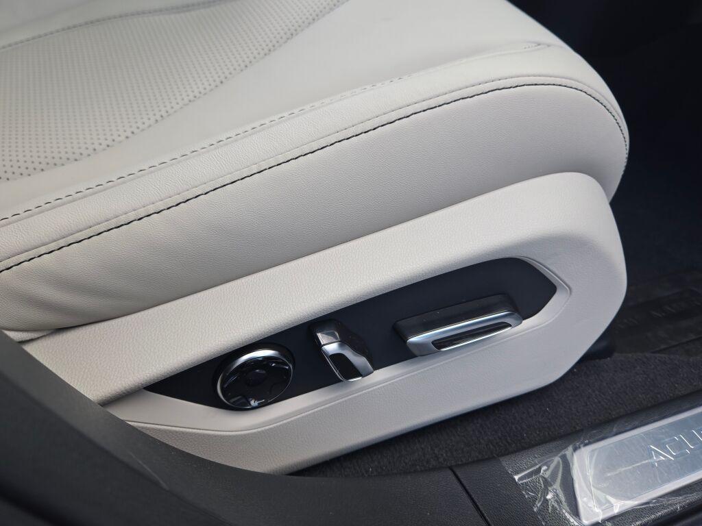 new 2026 Acura RDX car, priced at $49,750
