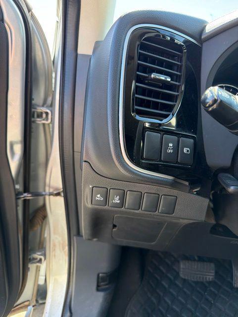 used 2020 Mitsubishi Outlander car, priced at $16,864