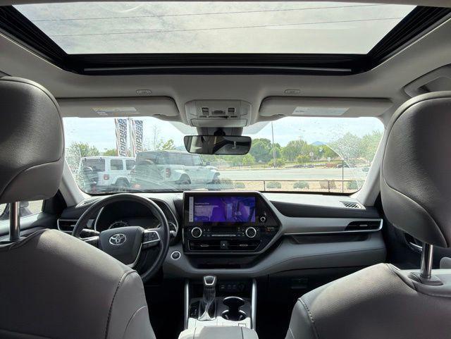 used 2024 Toyota Highlander car, priced at $41,574