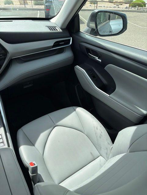 used 2024 Toyota Highlander car, priced at $41,574