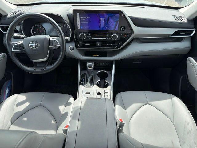 used 2024 Toyota Highlander car, priced at $41,574