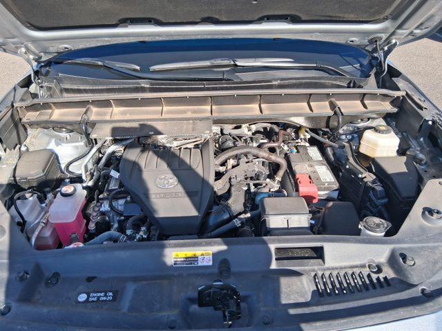 used 2025 Toyota Highlander car, priced at $43,874