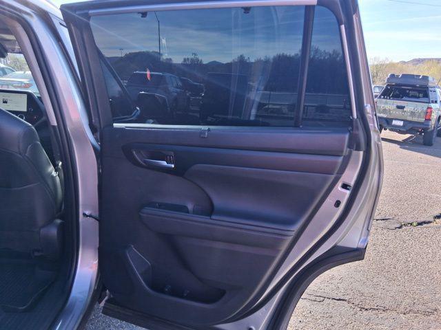 used 2025 Toyota Highlander car, priced at $43,874