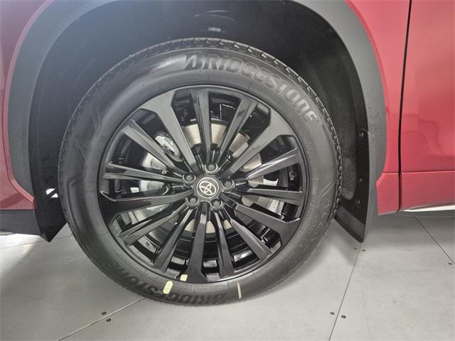 new 2026 Toyota Highlander car, priced at $49,992