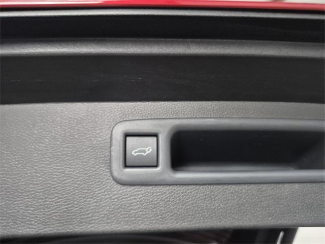 new 2026 Toyota Highlander car, priced at $49,992