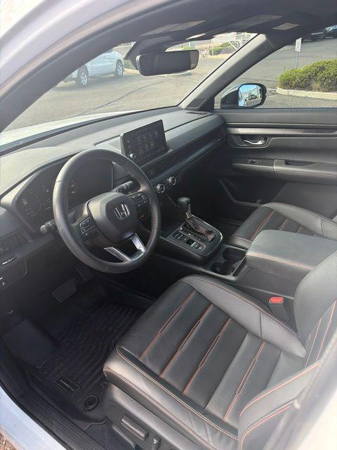 used 2024 Honda CR-V Hybrid car, priced at $35,369