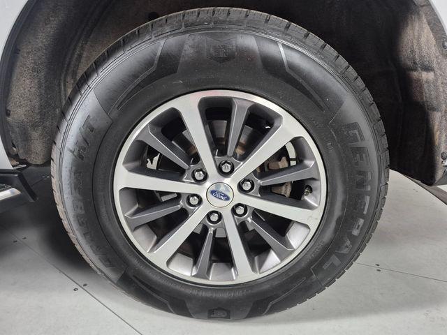 used 2018 Ford Expedition car, priced at $19,539