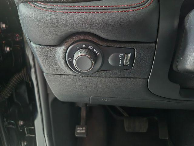 used 2025 Dodge Durango car, priced at $38,077