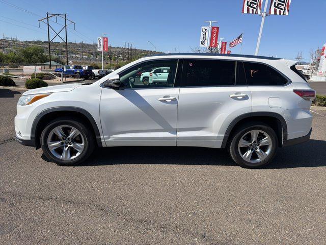 used 2016 Toyota Highlander car, priced at $22,075