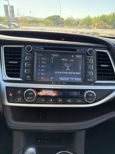 used 2016 Toyota Highlander car, priced at $22,075