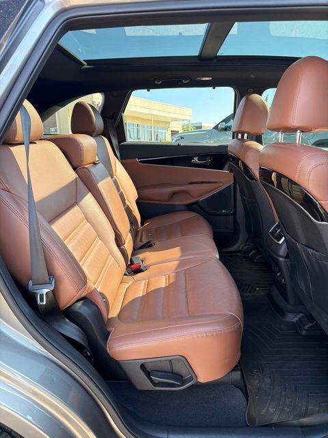 used 2019 Kia Sorento car, priced at $21,369