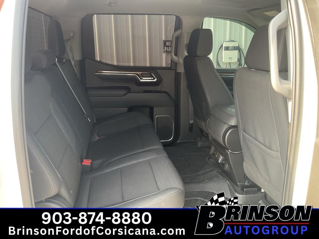 used 2024 Chevrolet Silverado 1500 car, priced at $29,990