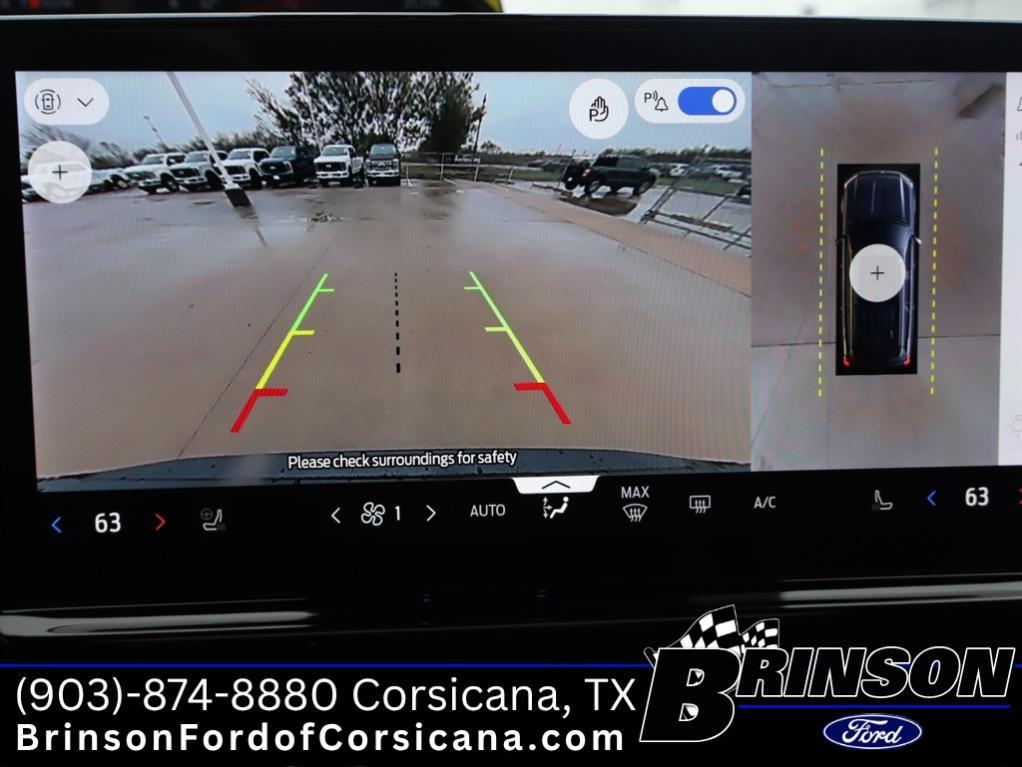 new 2025 Ford Expedition car, priced at $76,969