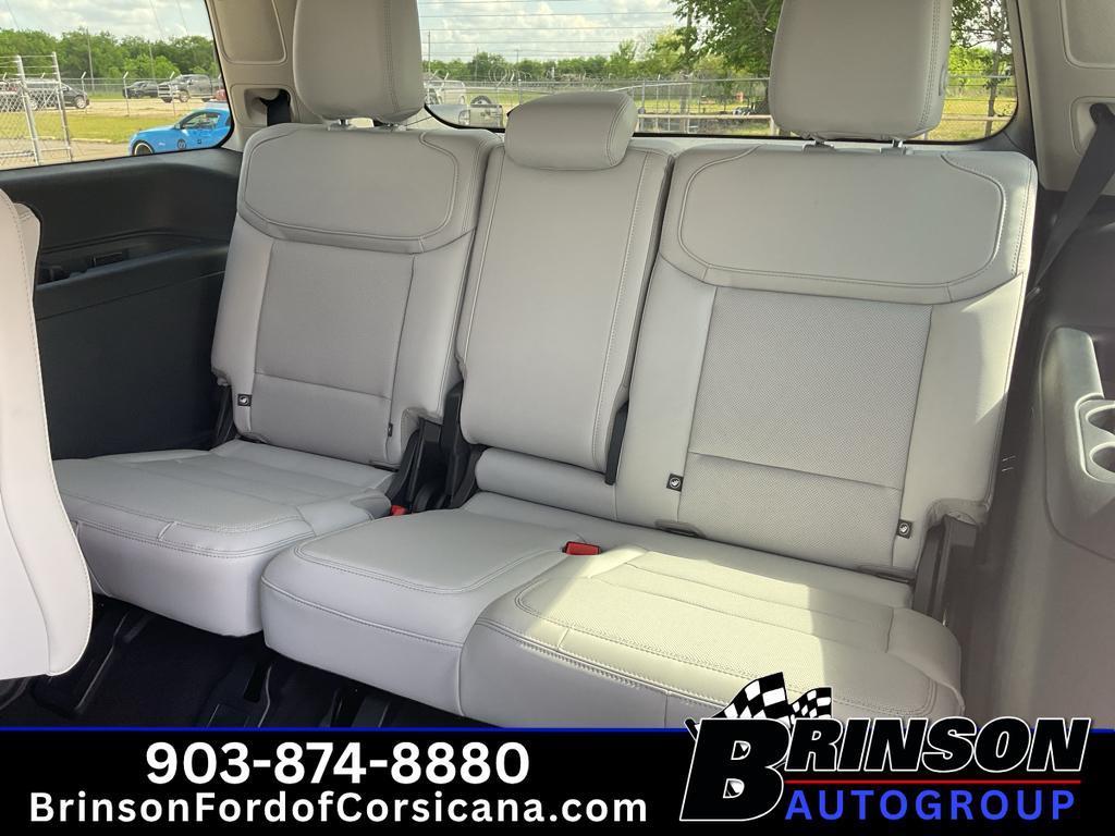 new 2026 Ford Expedition car, priced at $74,969