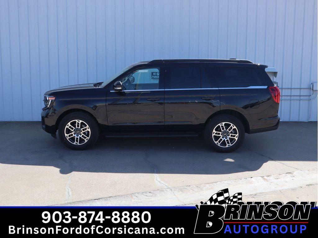 new 2026 Ford Expedition car, priced at $62,469