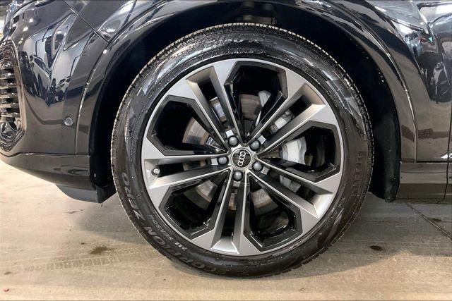 used 2025 Audi Q7 car, priced at $68,118