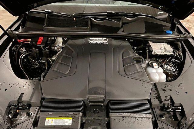 used 2018 Audi Q7 car, priced at $25,228