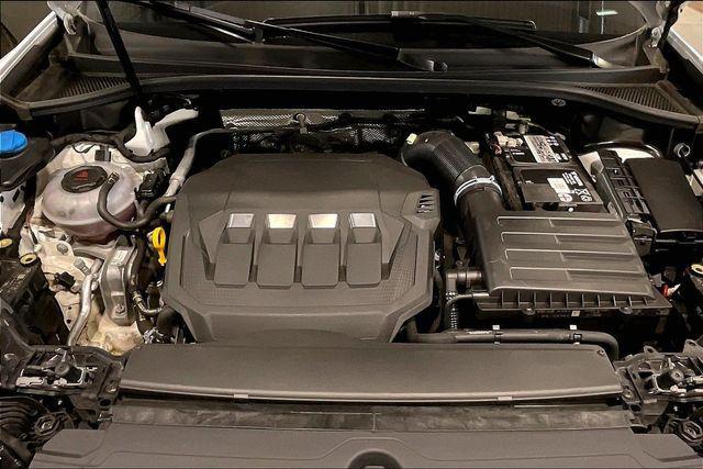 Ibis White 2023 Audi Q3 Premium 45 TFSI S line quattro Tiptronic