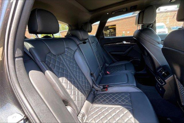 Audi SQ5 view 27