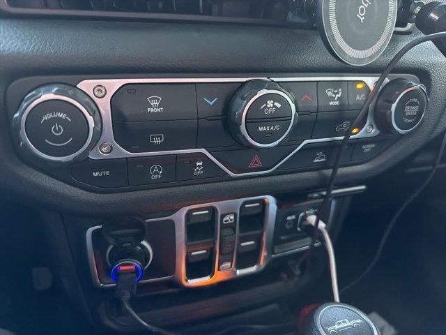 used 2025 Jeep Gladiator car, priced at $34,799