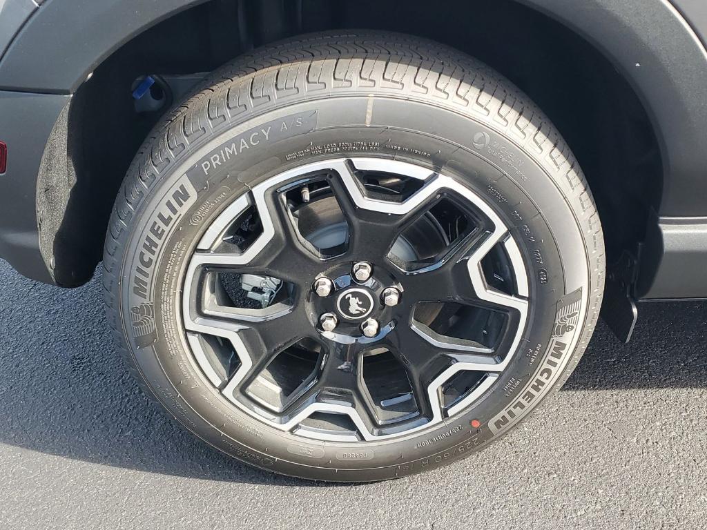 new 2025 Ford Bronco Sport car, priced at $36,400