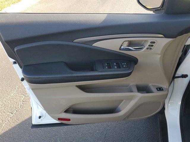 used 2021 Honda Pilot car, priced at $22,943