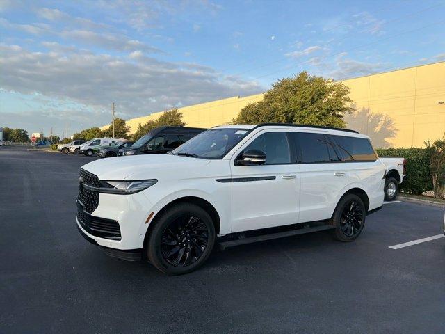 used 2025 Lincoln Navigator car, priced at $86,999