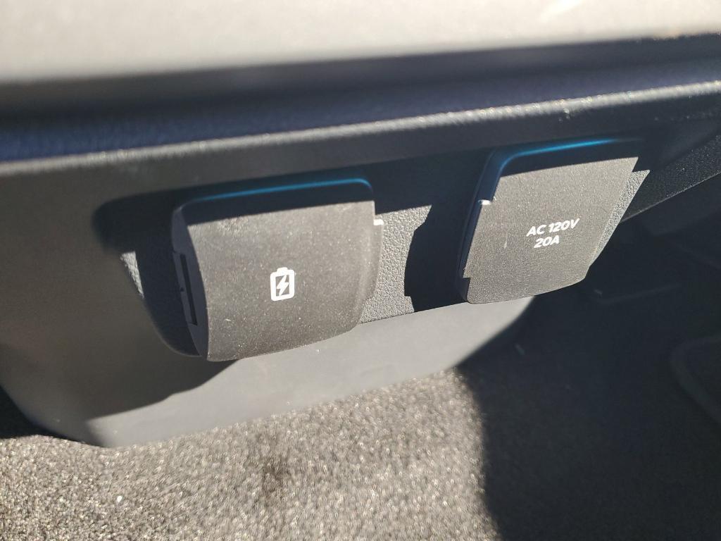 new 2025 Ford F-150 car, priced at $51,288