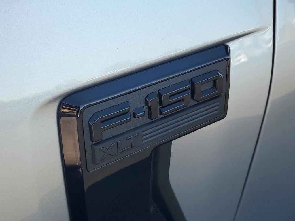 new 2025 Ford F-150 car, priced at $51,288