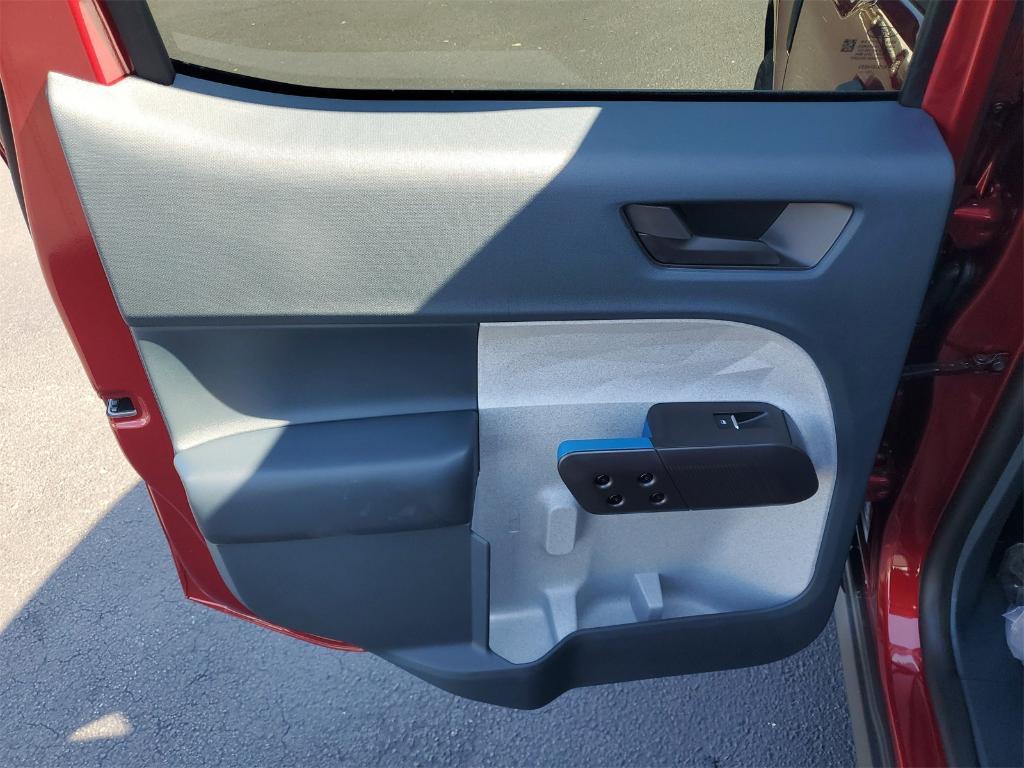 new 2025 Ford Maverick car, priced at $28,338