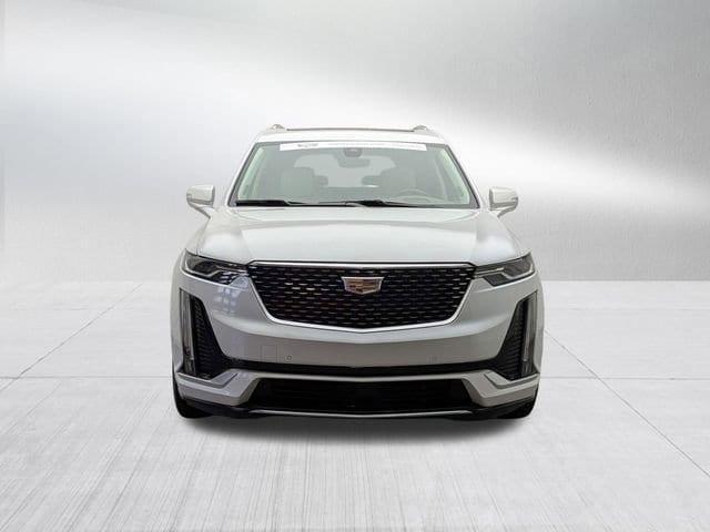 used 2025 Cadillac XT6 car, priced at $53,295