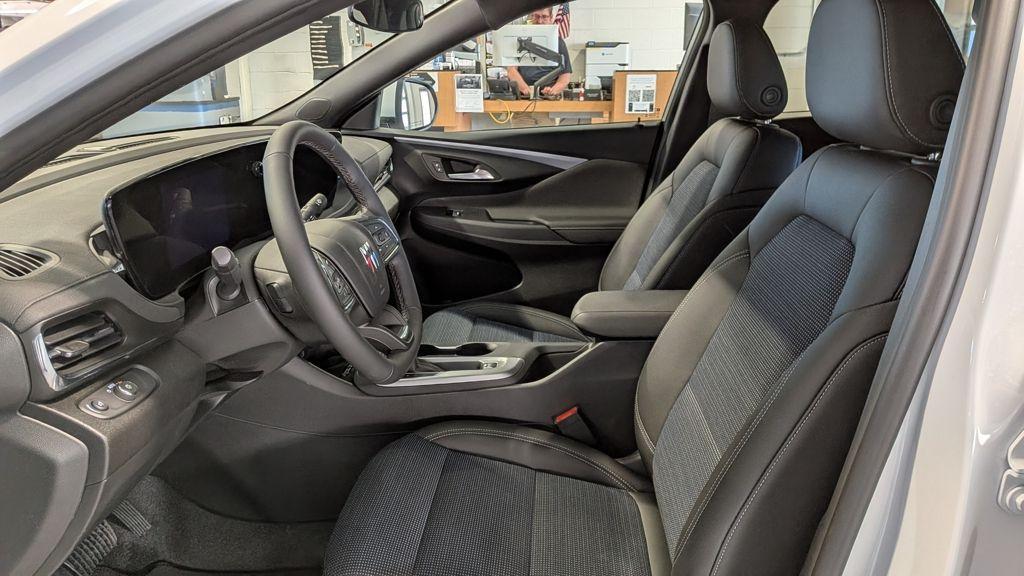 new 2026 Buick Envista car, priced at $28,720