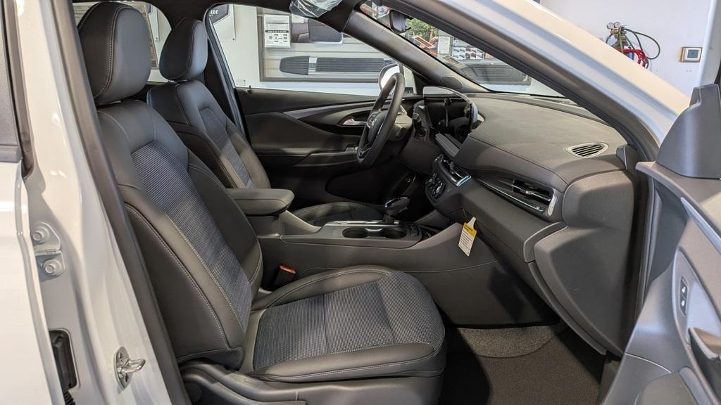 new 2026 Buick Envista car, priced at $28,470