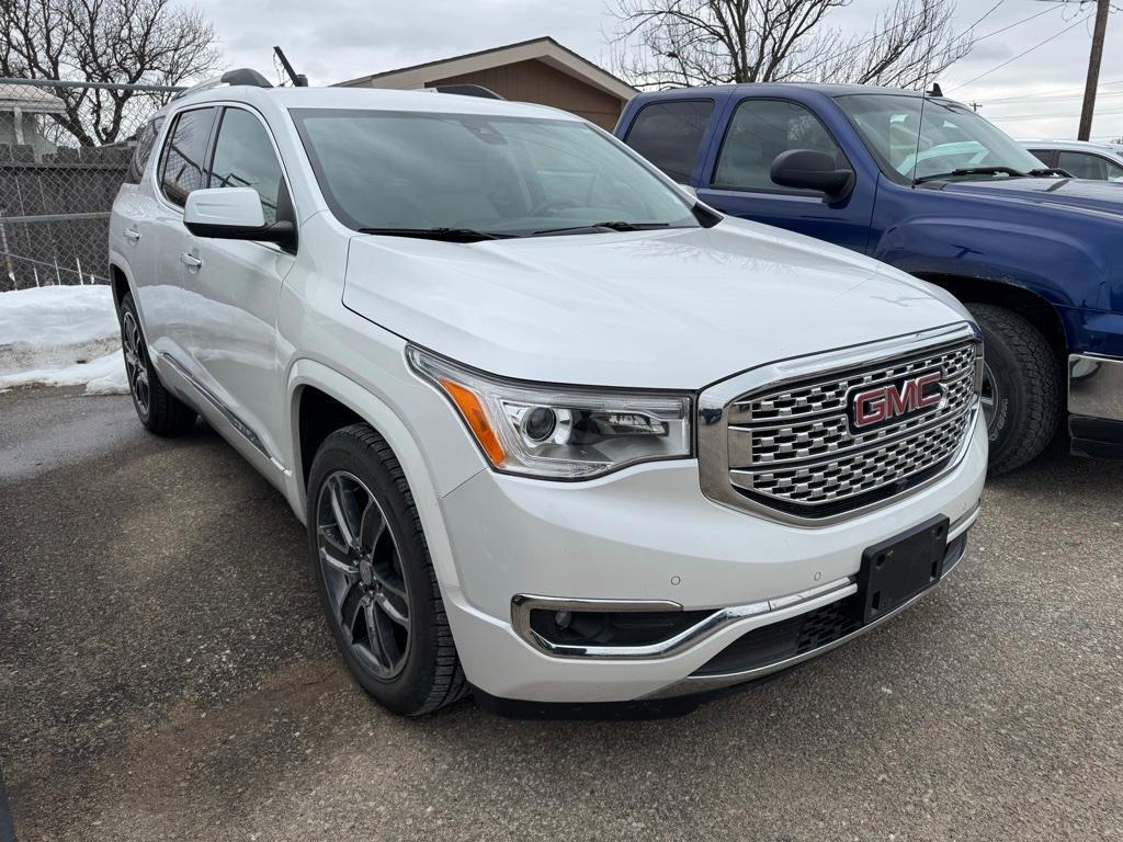 used 2017 GMC Acadia car
