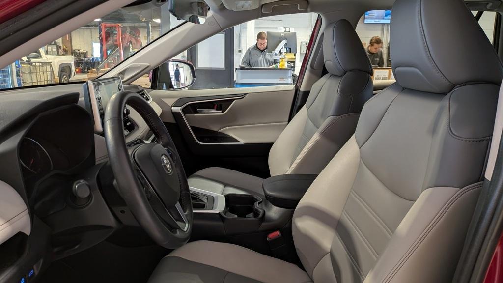 used 2021 Toyota RAV4 car, priced at $27,795