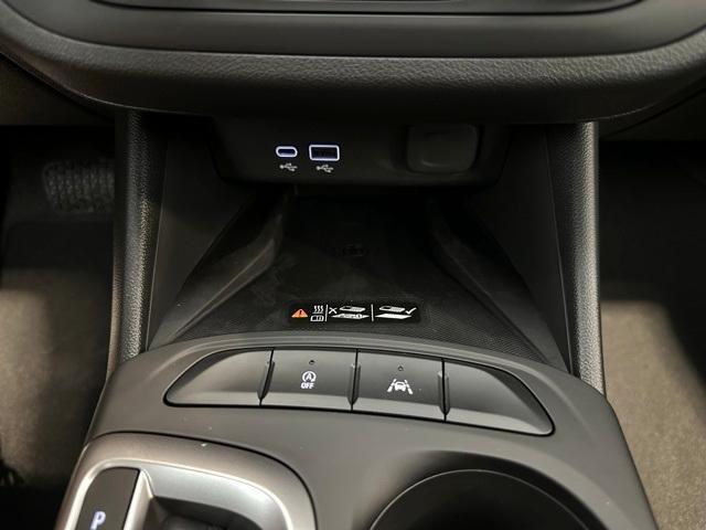 new 2025 Buick Envista car, priced at $27,665