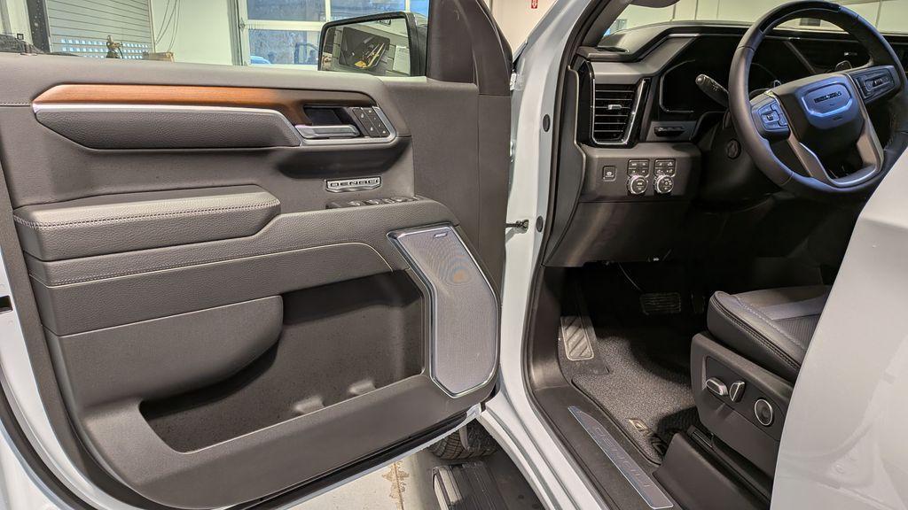 new 2026 GMC Sierra 1500 car, priced at $79,195