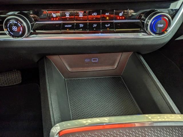 used 2025 Chevrolet Equinox car, priced at $25,499