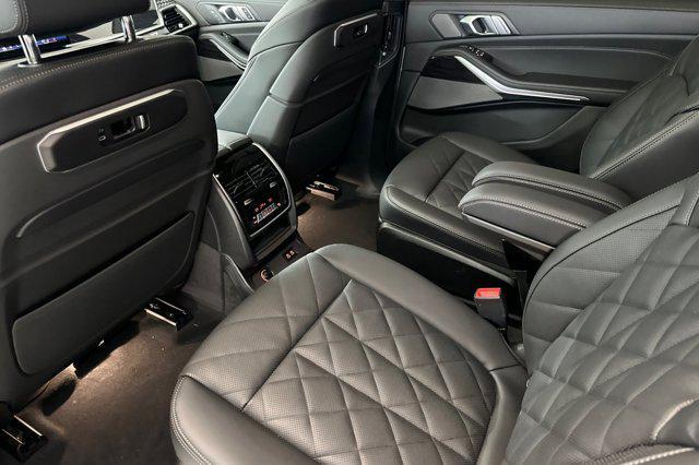 new 2026 BMW X7 car, priced at $97,155
