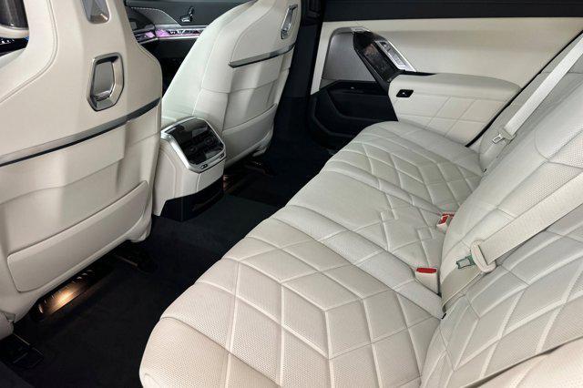 new 2026 BMW i7 car, priced at $119,435