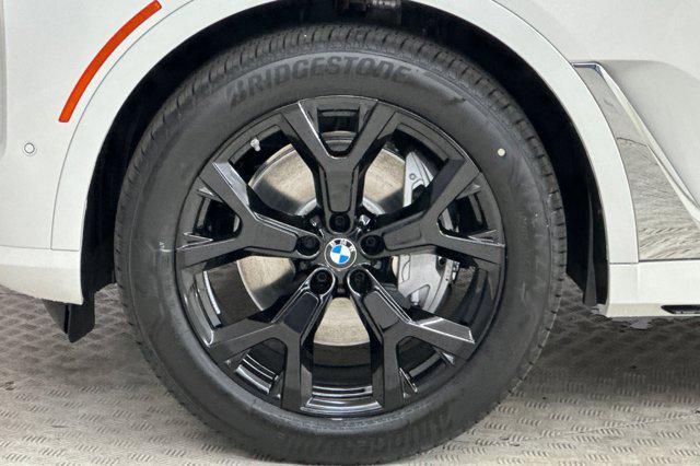 new 2026 BMW X7 car, priced at $90,040