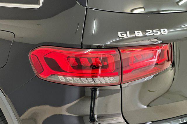 used 2021 Mercedes-Benz GLB 250 car, priced at $20,788