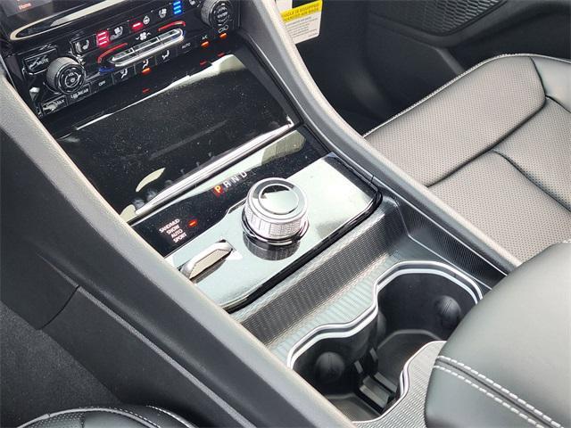 new 2025 Jeep Grand Cherokee car, priced at $47,182