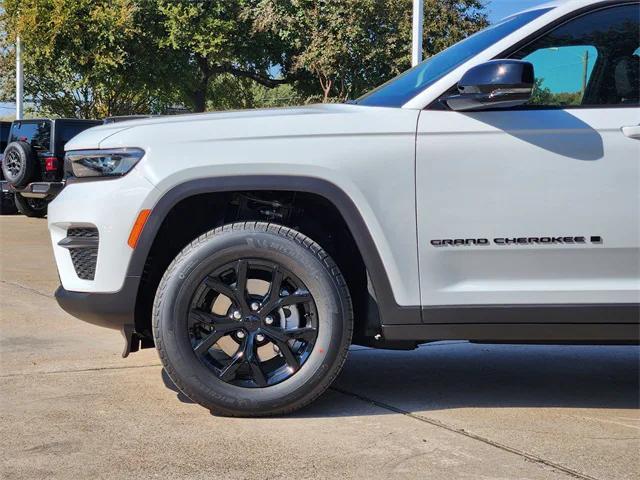 new 2025 Jeep Grand Cherokee car, priced at $42,941