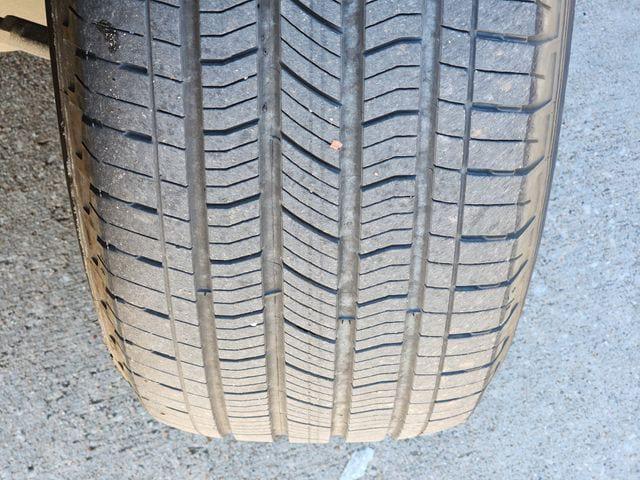 used 2024 Jeep Grand Cherokee L car, priced at $28,579